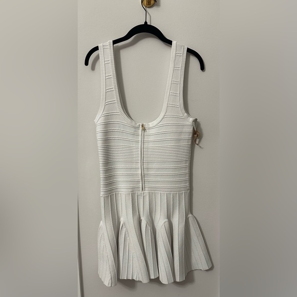 Retrofete White Dress - Picture 7 of 7